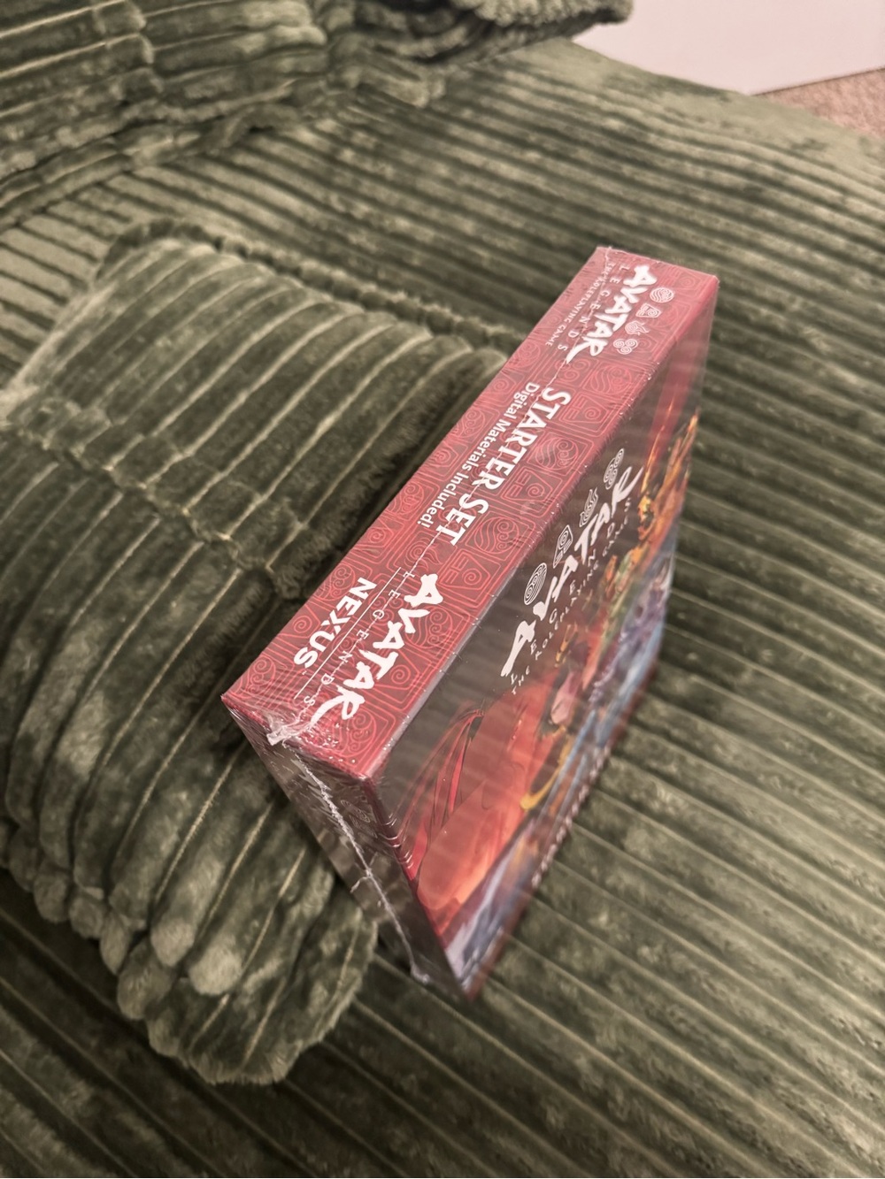 Avatar Legends Starter Set - Red Multi-Color Box - Picture 3 of 8